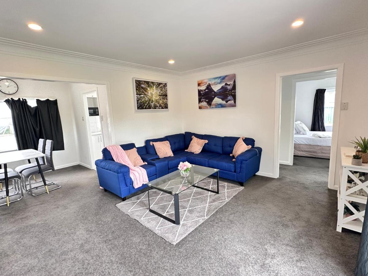 Auckland Sylvia Park Mall Villa Екстериор снимка